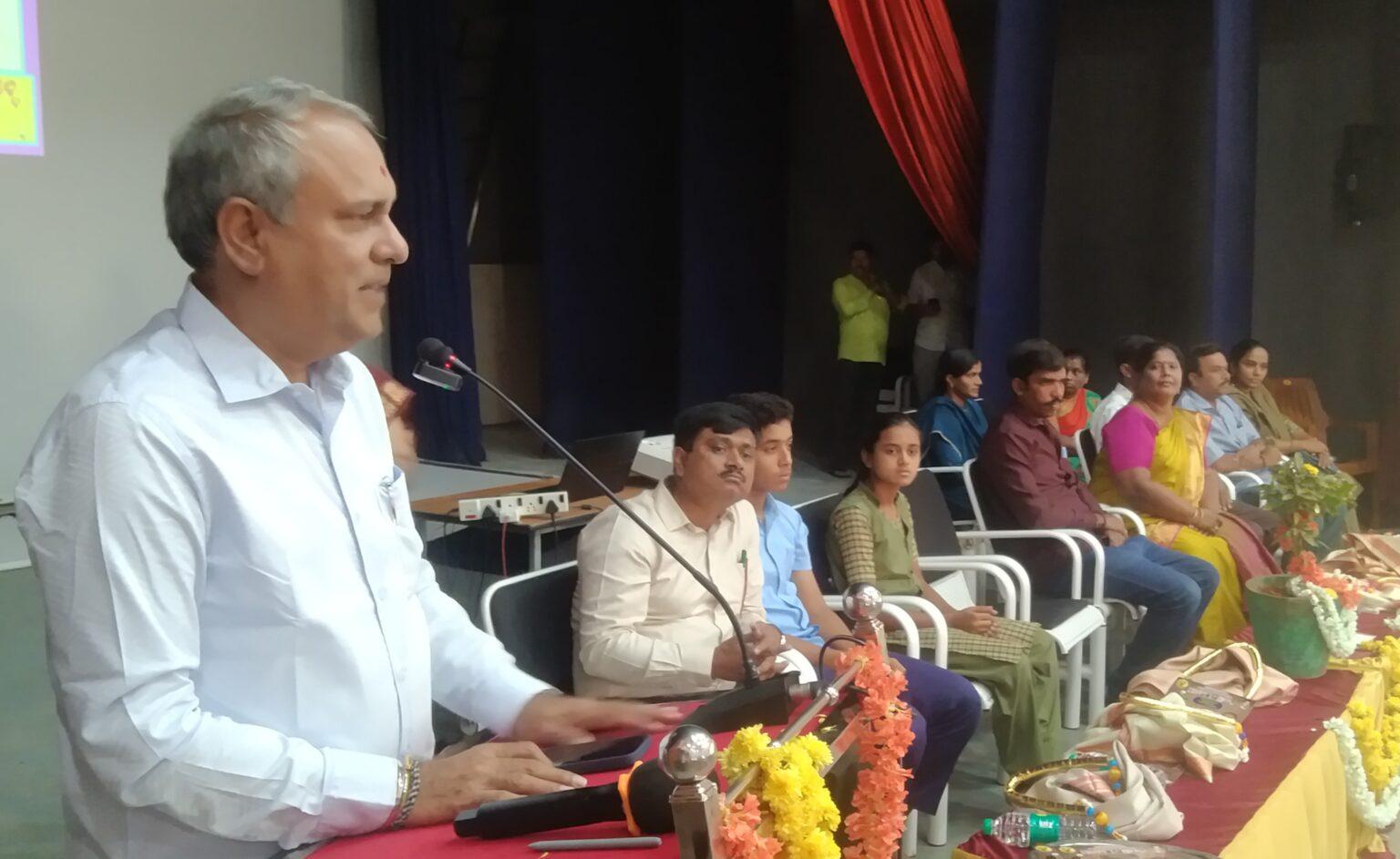 ಮಕ್ಕಳು ಸಮಾಜದಲ್ಲಿ ಉತ್ತಮ ಪ್ರಜೆಯಾಗಲು ಸಂಸ್ಕಾರ ಮುಖ್ಯ