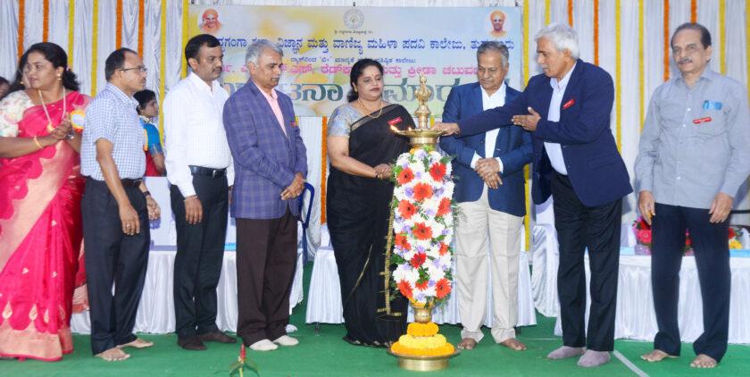 ವ್ಯಕ್ತಿ ಮತ್ತು ಘಟನೆಗಳಿಂದ ಅನೇಕರು ಸ್ಪೂರ್ತಿ ಪಡೆದುಕೊಳ್ಳುತ್ತಾರೆ