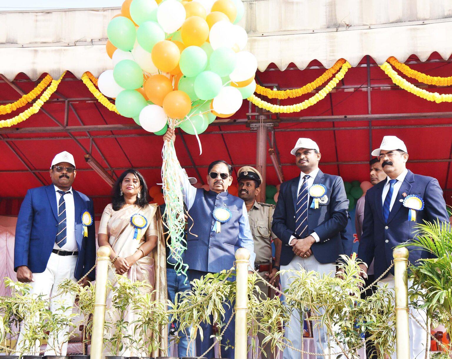 ಕ್ರೀಡೆ ಮನುಷ್ಯನಿಗೆ ಜೀವನದ ಪಾಠ ಕಲಿಸುತ್ತದೆ