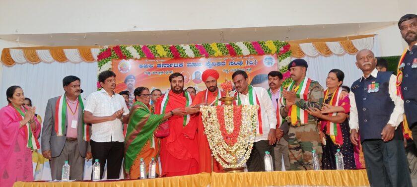 ಸೈನಿಕರಿಗೆ ಆರು ಎಕರೆ ಮೀಸಲು ಶಾಸಕ ಎಸ್. ಆರ್. ಶ್ರೀನಿವಾಸ್