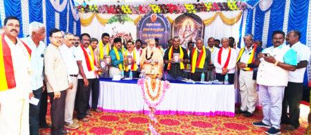 ಸಿದ್ಧಲಿ0ಗೇಶ್ವರ ಸಮಗ್ರವಚನ ಸಾಹಿತ್ಯ ಲೋಕಾರ್ಪಣೆ