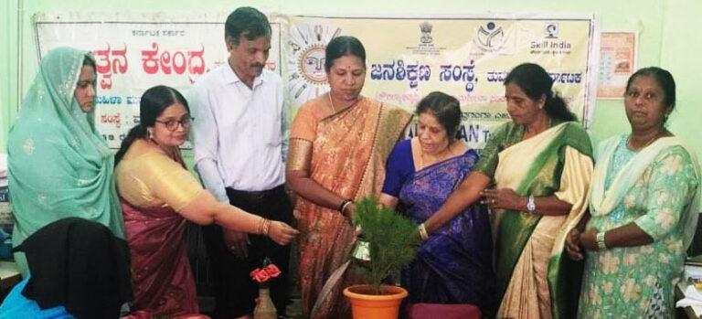 ಸಮಾಜದಲ್ಲಿ ಜನರಿಗೆ ಸುರಕ್ಷಿತ ವಾತಾವರಣ ನಿರ್ಮಾಣ ಮಾಡಬೇಕಿದೆ