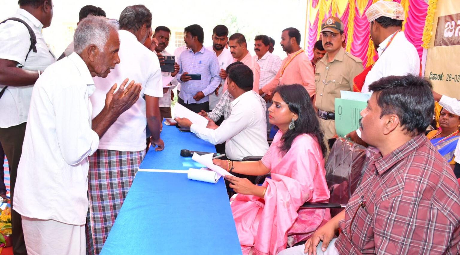 ಜನಸಂಪರ್ಕ ಸಭೆ ಯಶಸ್ವಿ