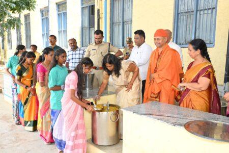 ಎಂಪ್ರೆಸ್ ಕಾಲೇಜಿನಲ್ಲಿ ಕ್ರೀಡೆ ಹಾಗೂ ಇತರ ಯೋಜನೆಗಳ ಉದ್ಘಾಟನೆ