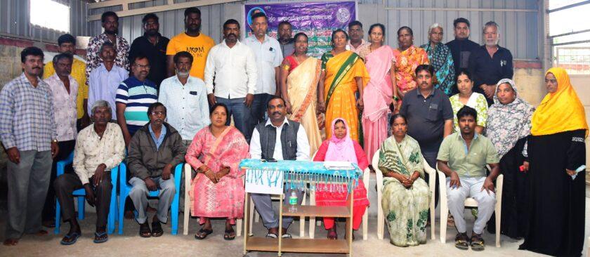ಸ್ಲ0 ನಿವಾಸಿಗಳ ಕುಂದು ಕೊರತೆ ಈಡೇರಿಸಲು ಆಗ್ರಹಿಸಿ ಪ್ರತಿಭಟನೆ
