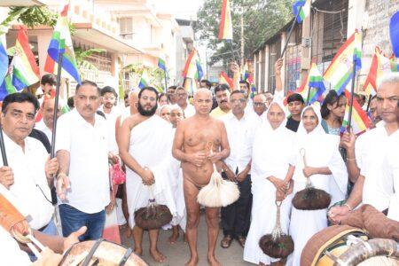 ಮನುಷ್ಯ ತನ್ನನ್ನು ತಾನು ತಿಳಿಯುವ ಪ್ರಯತ್ನ ಮಾಡಬೇಕು