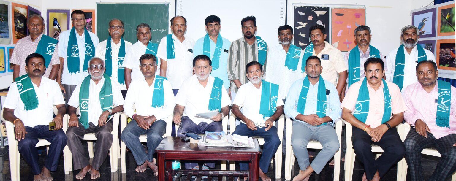 ಬರಪರಿಹಾರ ಕಾಮಗಾರಿಗಳನ್ನು ಕೈಗೆತ್ತಿಕೊಂಡಿಲ್ಲ ಎಂದು ರೈತ ಸಂಘ ಆಕ್ರೋಶ