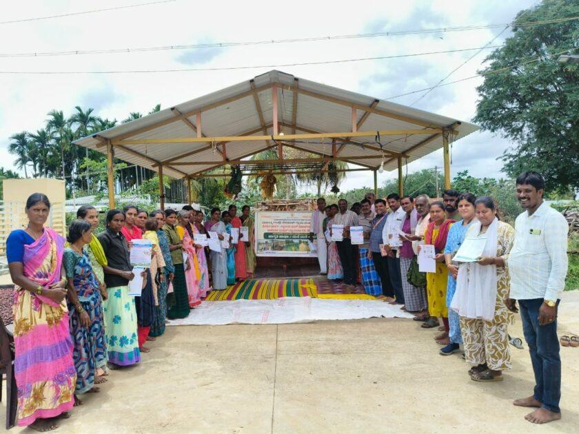ಜಾಬ್ ಕಾರ್ಡ್ ಪಡೆಯಲು ಗ್ರಾಮಸ್ಥರಿಗೆ ಕರೆ