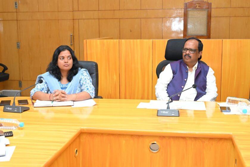 ದಸರಾ ಉತ್ಸವ: ಆಗಮ ರೀತಿಯಲ್ಲಿ ಪೂಜಾ ಕೈಂಕರ್ಯಗಳನ್ನು ನಡೆಸಲು ನಿರ್ಣಯ