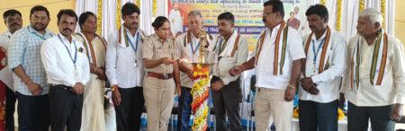 ಸ್ಮೋಕಿಂಗ್ ಜೋನ್ ಆದ ಟಿ ಅಂಗಡಿಗಳು