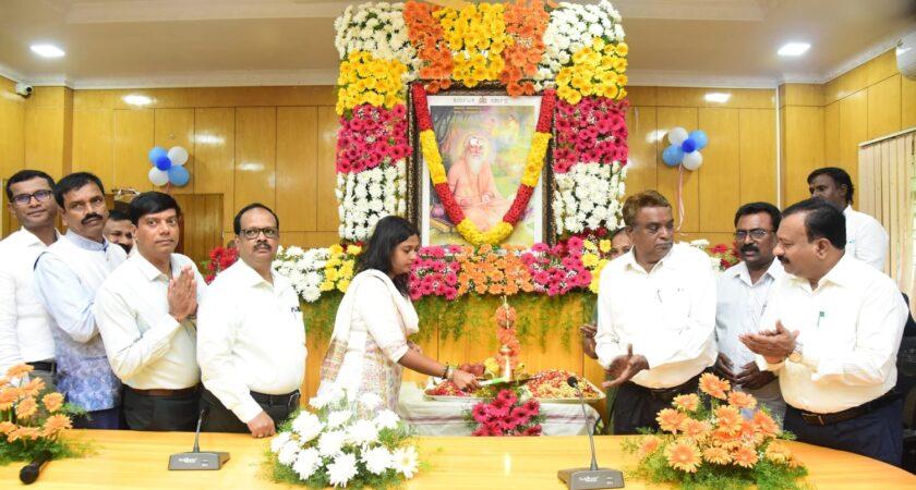ಸಮಾಜದ ಒಳಿತಿಗಾಗಿ ನಮ್ಮಲ್ಲಿ ಸಕರಾತ್ಮಕ ಬದಲಾವಣೆ ತಂದುಕೊಳ್ಳಬೇಕು